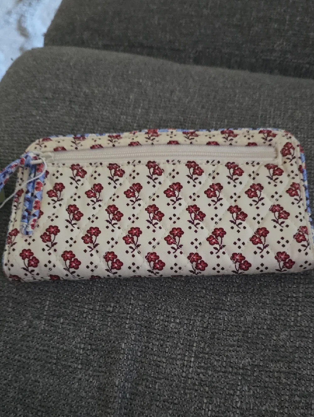 Vera Bradley Cream Wallet with Red Floral Print and Blue Trim - Picture 2 of 5